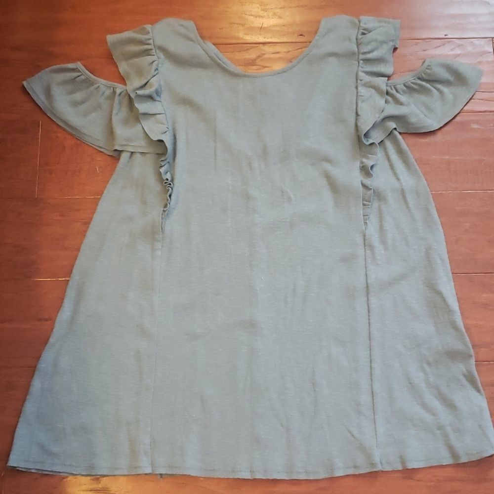 𝅺Easel Los Angeles Womens Blue Short‎ Sleeve Cold Shoulder Top Size Medium NEW